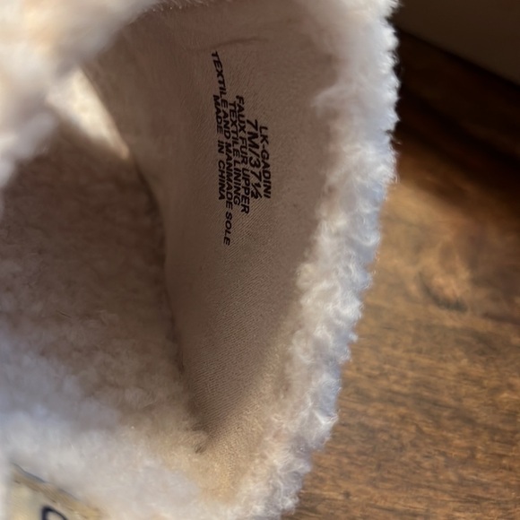 Lucky Brand
Women's Gadini Slip-On Sandals - Picture 6 of 7